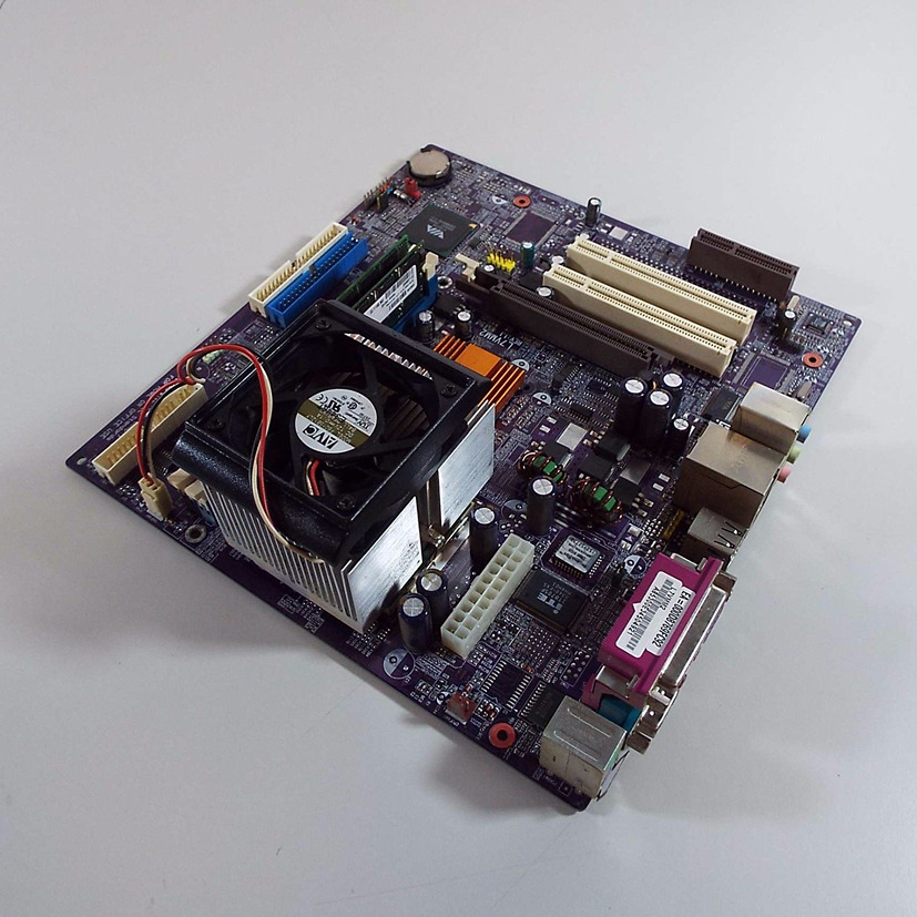 ECS L7VMM2 Socket A Athlon series motherboard VIA KM266/VT8233A FSB 266/200MHz - Click Image to Close